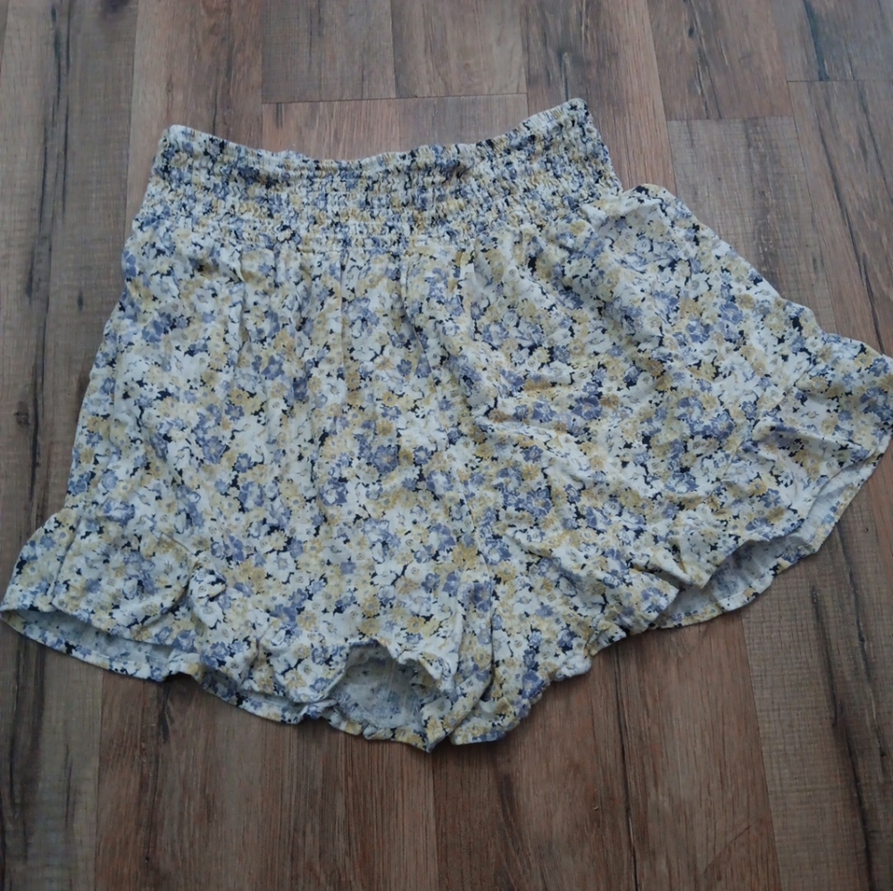 Wild fable high waisted floral shorts ruffle sz XL